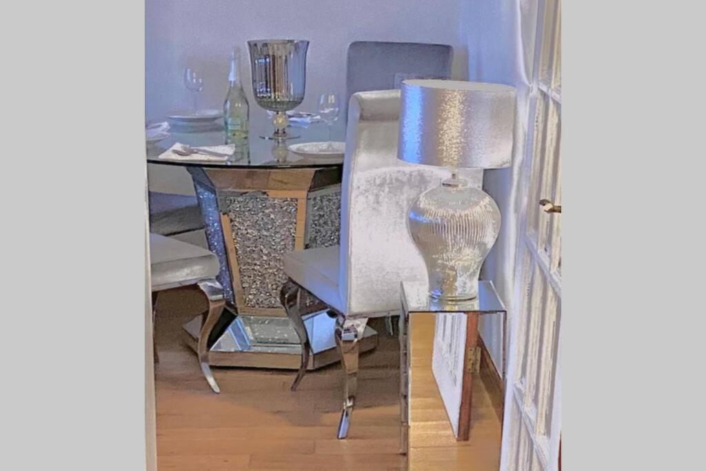 Beautiful Sea View 2 Bed Home Port Glasgow Eksteriør billede