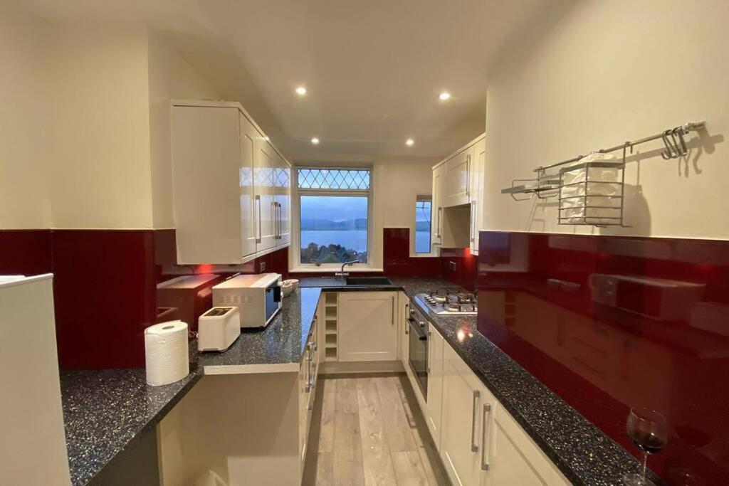 Beautiful Sea View 2 Bed Home Port Glasgow Eksteriør billede