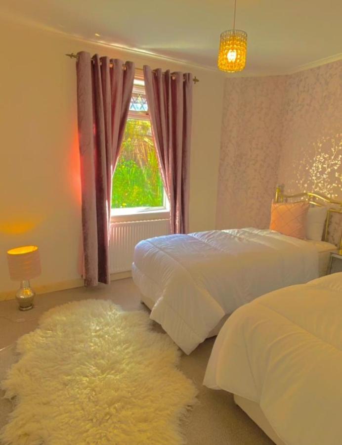 Beautiful Sea View 2 Bed Home Port Glasgow Eksteriør billede