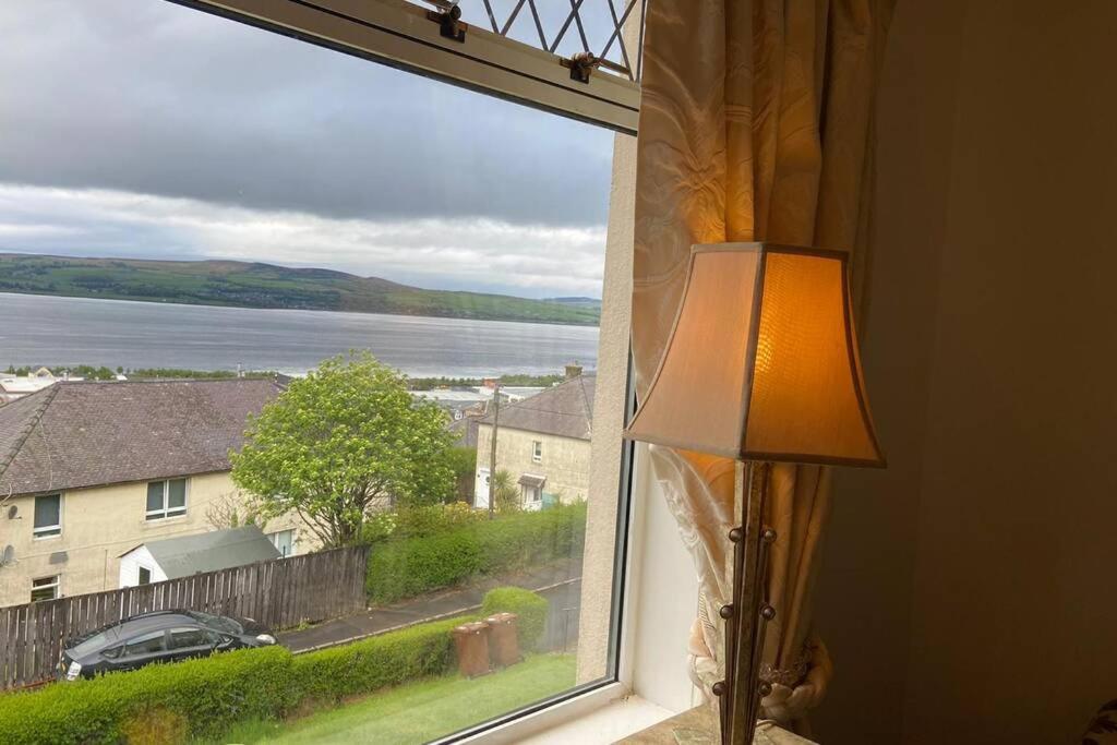 Beautiful Sea View 2 Bed Home Port Glasgow Eksteriør billede