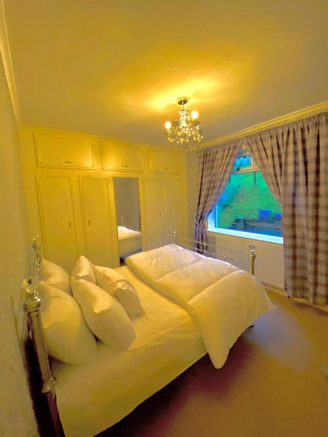 Beautiful Sea View 2 Bed Home Port Glasgow Eksteriør billede