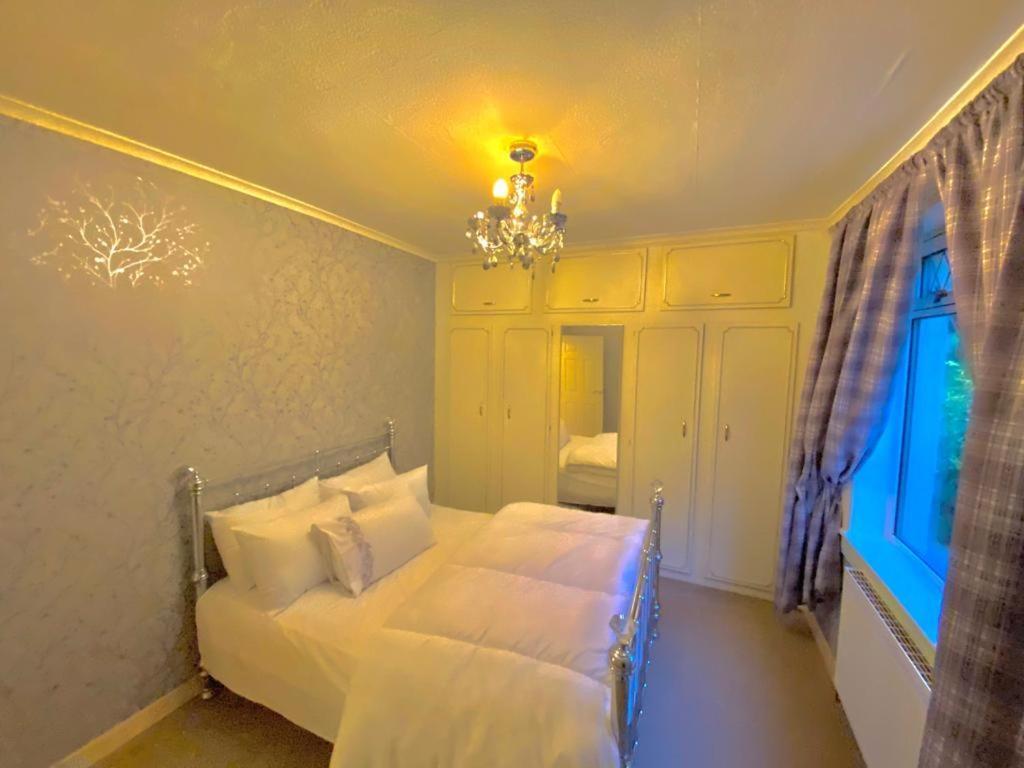 Beautiful Sea View 2 Bed Home Port Glasgow Eksteriør billede